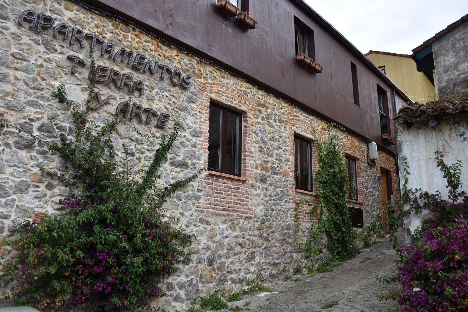 Apartamentos Tierra Y Arte Santoña Eksteriør billede